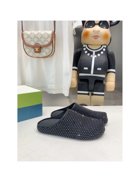 Marni Black leather Fussbett Sabot Slide With Rhinestones,Marni Slide,Men Sneakers