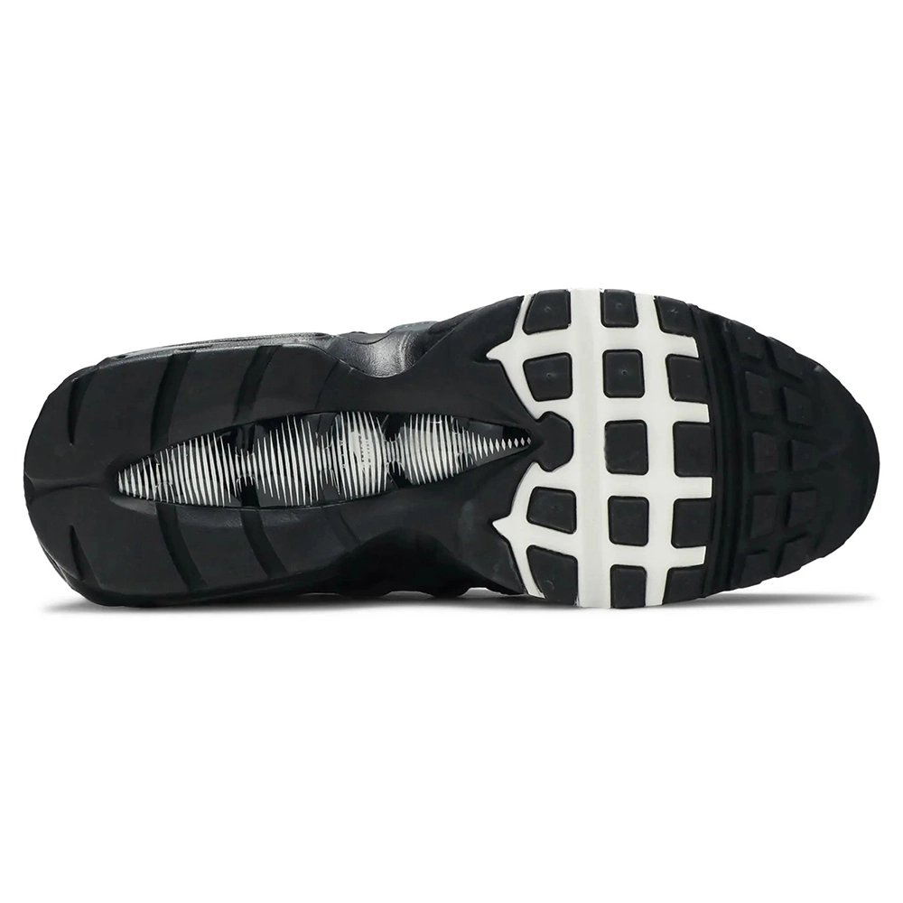 Air Max 95 Essential Black Smoke Grey,AIR MAX 95,