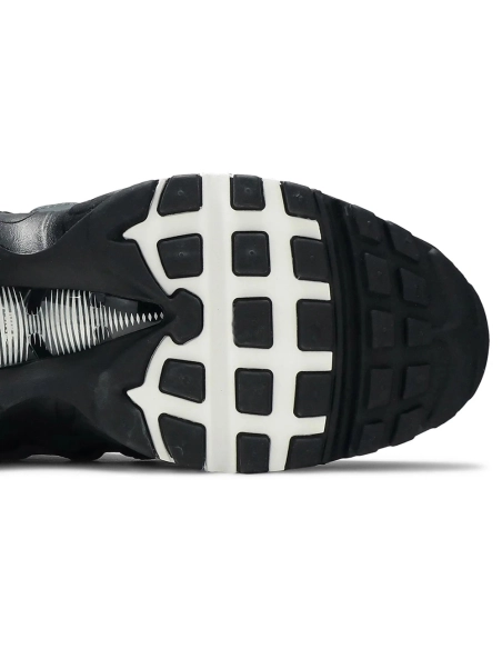 Air Max 95 Essential Black Smoke Grey,AIR MAX 95,