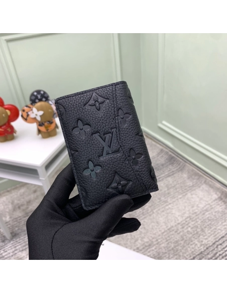 Louis Vuitton Wallets M69044 8X11X1cm