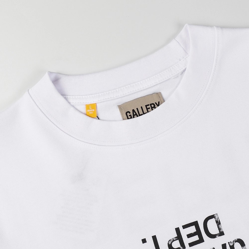 Gallery Dept Reversed Print Short Sleeve TShirt,Gallery Dept,Shorts,APPAREL