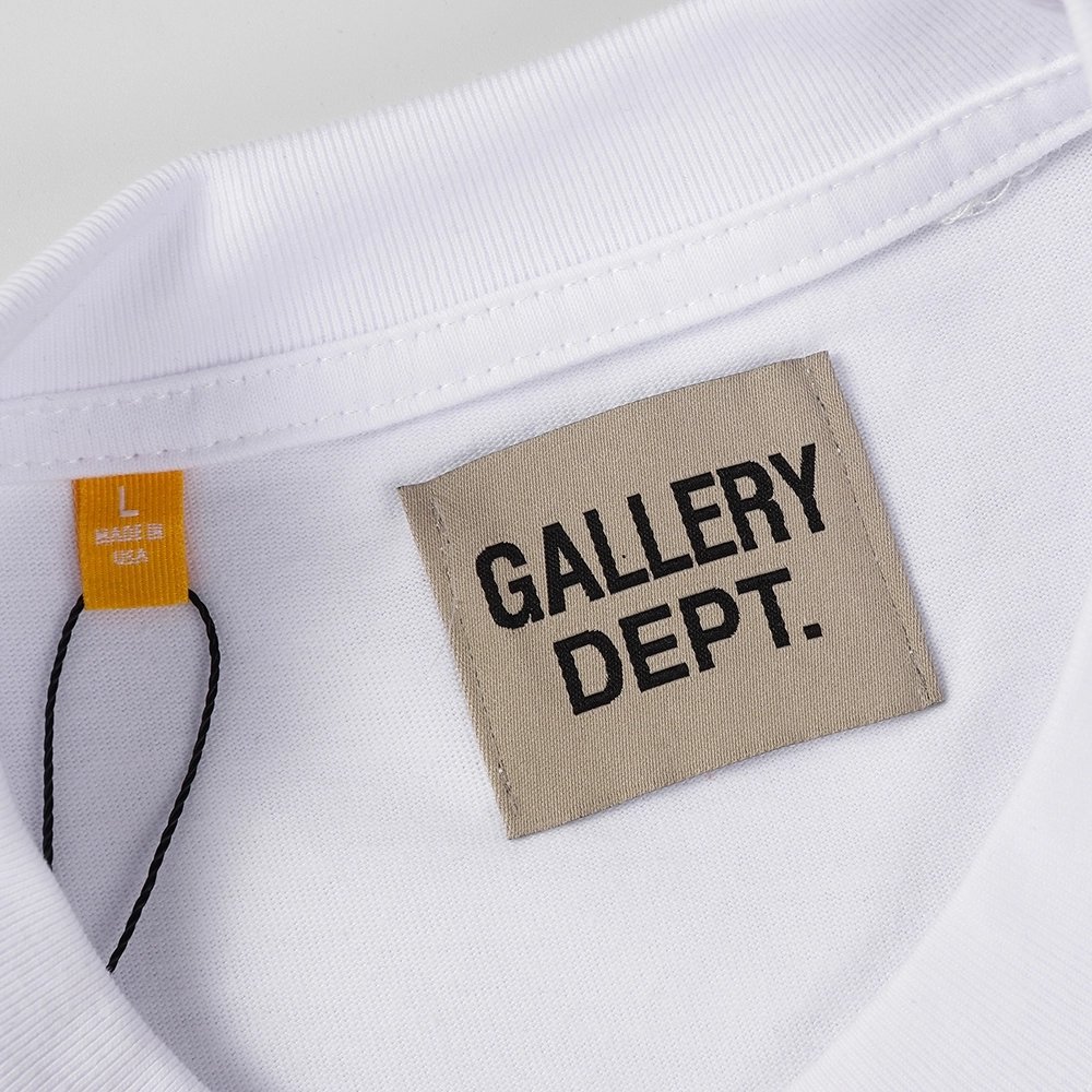 Gallery Dept Reversed Print Short Sleeve TShirt,Gallery Dept,Shorts,APPAREL