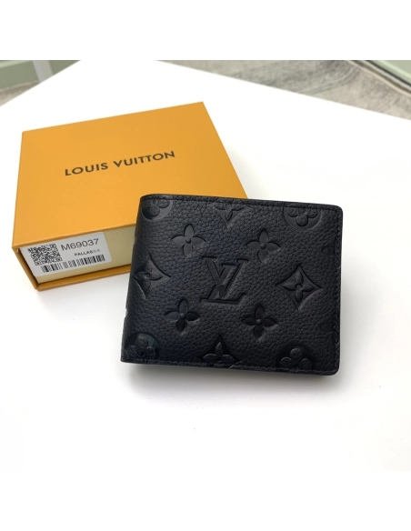 Louis Vuitton Wallets M69037 9X12X1cm