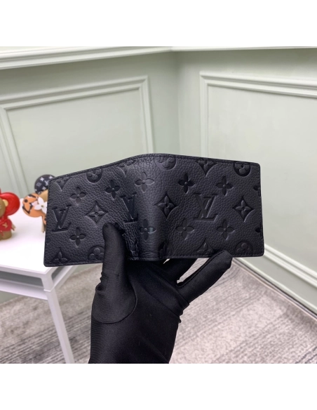 Louis Vuitton Wallets M69037 9X12X1cm