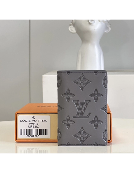 Louis Vuitton Wallets M81382 8X11X1cm