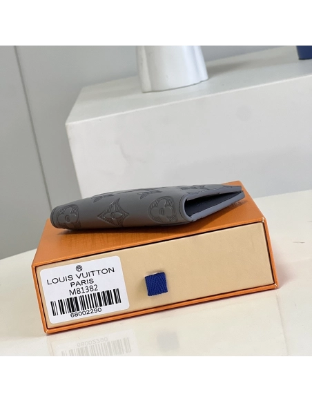 Louis Vuitton Wallets M81382 8X11X1cm
