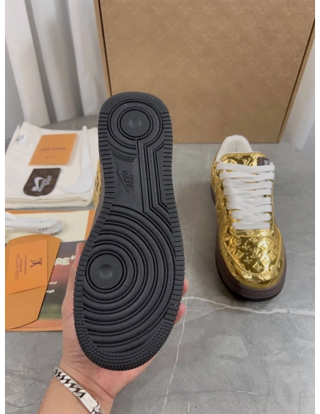 Louis Vuitton x Air Force 1 Low Metallic Gold,NIKE AIR FORCE,NIKE SHOES Reps