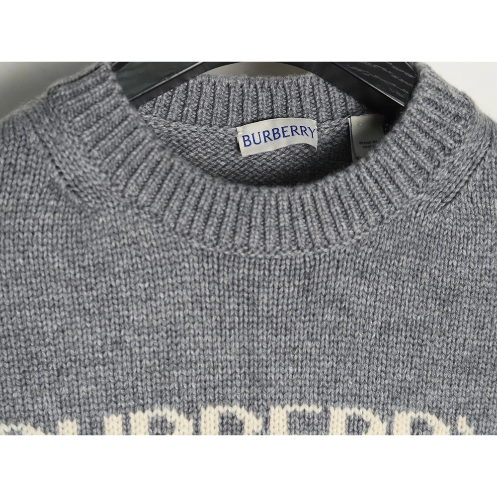 Burberry Equestrian Knight Logo Cashmere Blend Crew Neck Sweater,Burberry