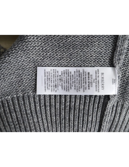 Burberry Equestrian Knight Logo Cashmere Blend Crew Neck Sweater,Burberry