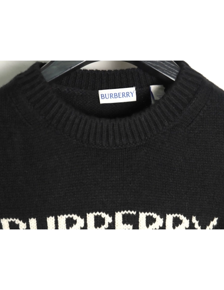 Burberry Equestrian Knight Logo Cashmere Blend Crew Neck Sweater TSK1,Burberry