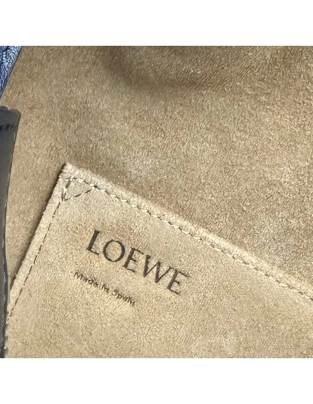 Loewe Puzzle Edge Bags P49X14 33*14.7*21.5cm,Loewe Bags