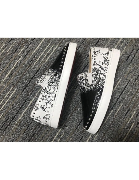 Fake Christian Louboutin Pik Boat Spikes Slip-on Sneakers Patent Leather Black White