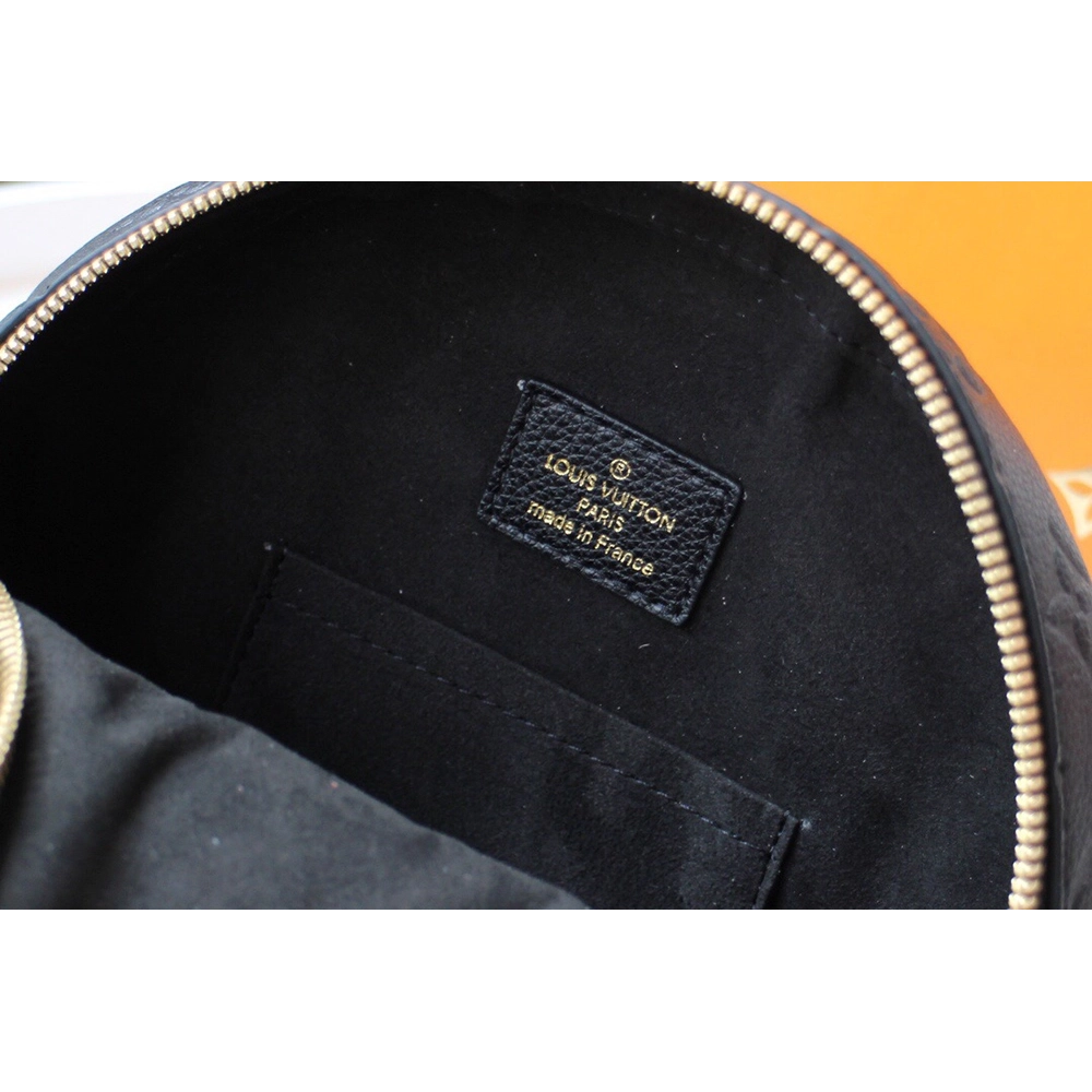 Louis Vuitton Bags M45167 20X22.5X8cm