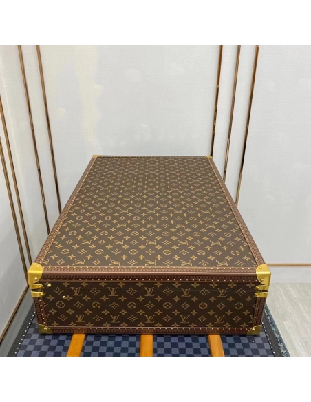 Louis Vuitton Bags M21325