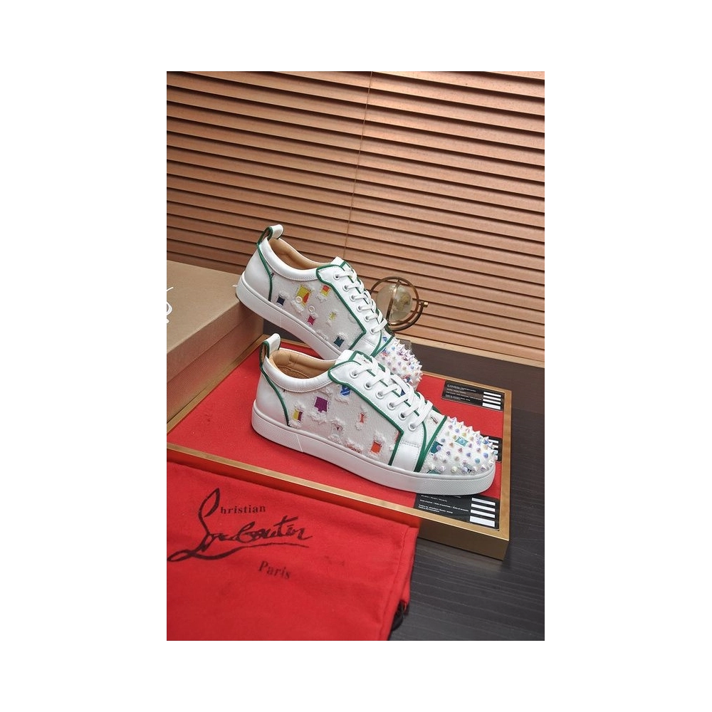 Discount Christian Louboutin Men Low-top Sneaker Fabric with Spikes White Green Outlet Sale