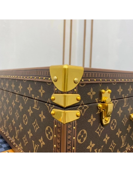 Louis Vuitton Bags M21325