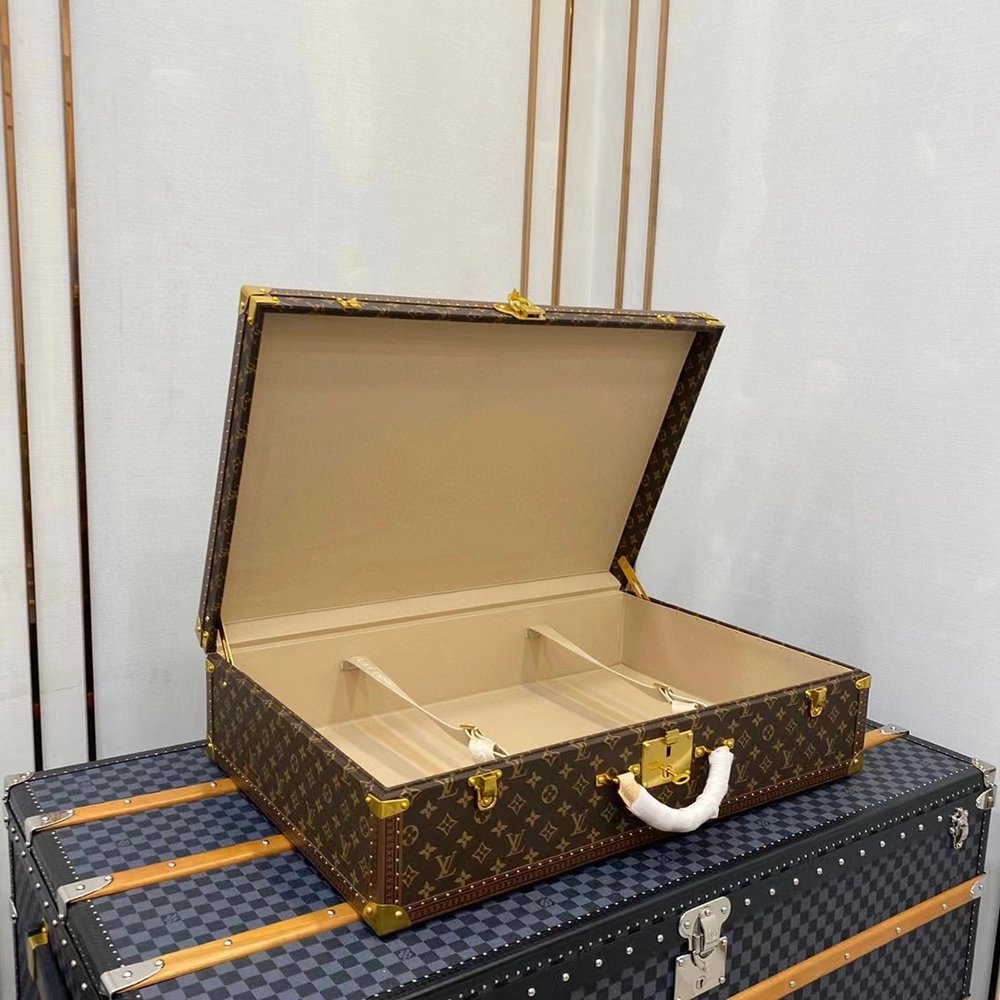 Louis Vuitton Bags M21325