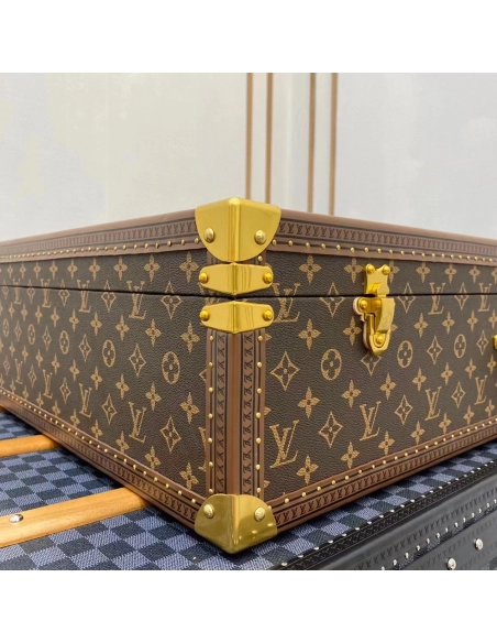 Louis Vuitton Bags M21325