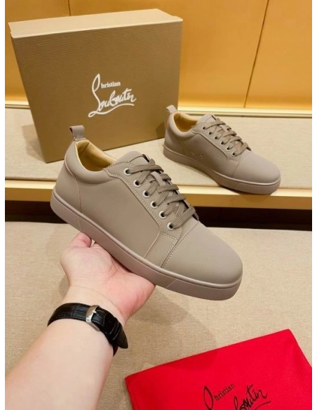 Fake Christian Louboutin Louis Junior Low-top Sneakers Leather Saharienne