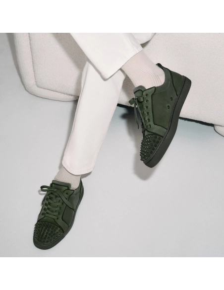 Discount Christian Louboutin Louis Junior Spikes Sneakers Veau Velours Tennessee Green Outlet
