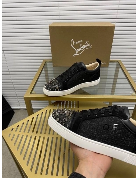 Fake Christian Louboutin Louis Junior Spikes Sneakers Leather and Textile Black