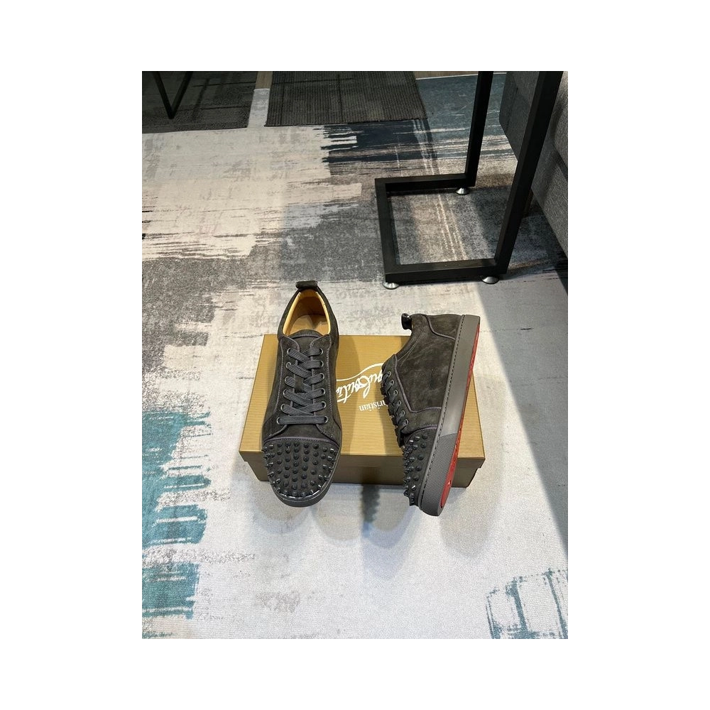 Knockoff Christian Louboutin Louis Junior Spikes Low-top Sneaker Veau Velours Olive