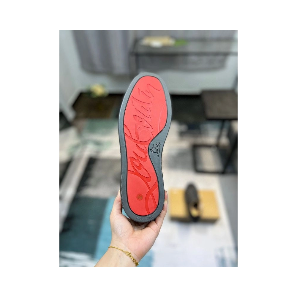 Knockoff Christian Louboutin Louis Junior Spikes Low-top Sneaker Veau Velours Olive