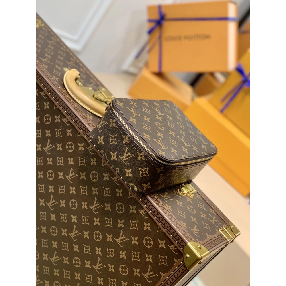 Louis Vuitton Bags M43689 22.4X8.5X14cm
