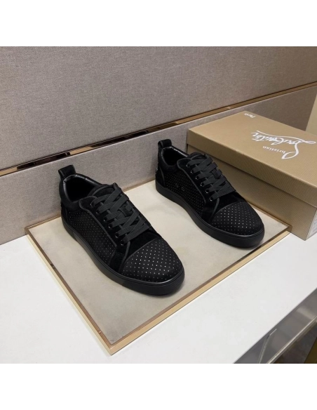 Replica Christian Louboutin Fun Louis Junior Men Low-top Sneakers Veau Velours with Strass Black