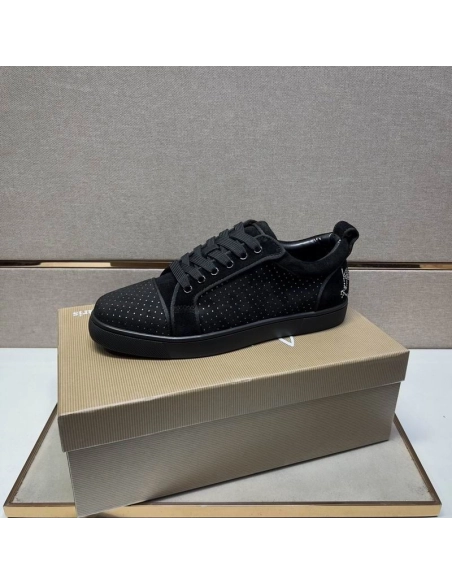 Replica Christian Louboutin Fun Louis Junior Men Low-top Sneakers Veau Velours with Strass Black