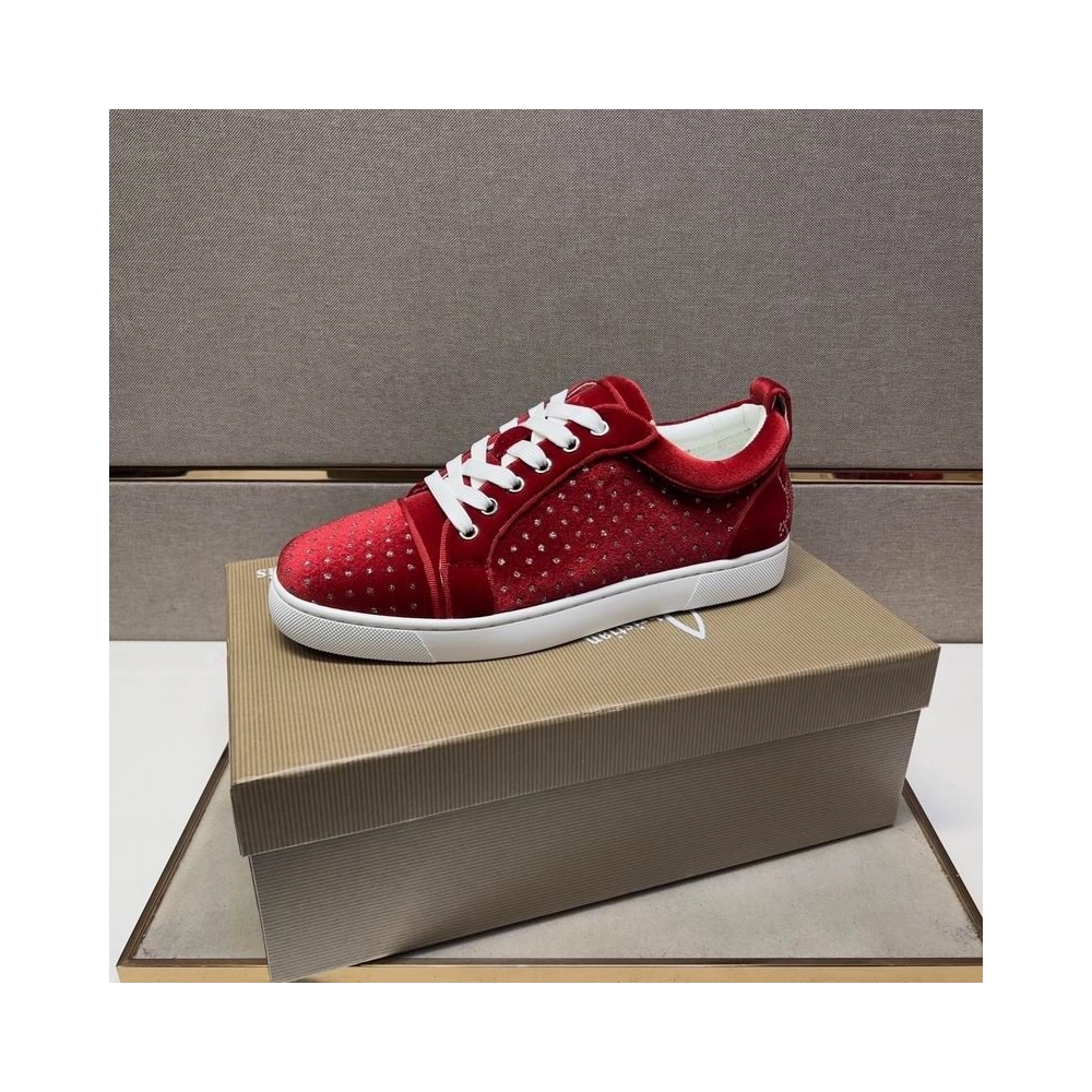 Discount Christian Louboutin Fun Louis Junior Men Low-top Sneakers Veau Velours with Strass Red Outlet