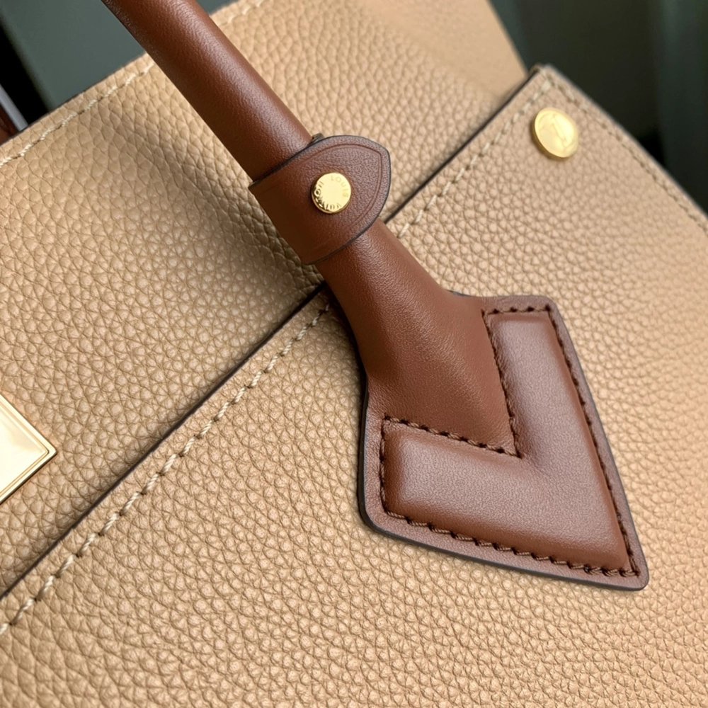 Louis Vuitton Bags M53826 30.5X24.5X14cm