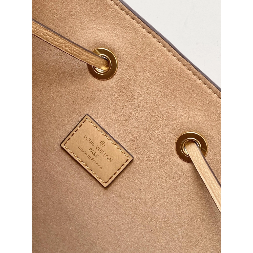 Louis Vuitton Bags M45080 26X26X17.5cm