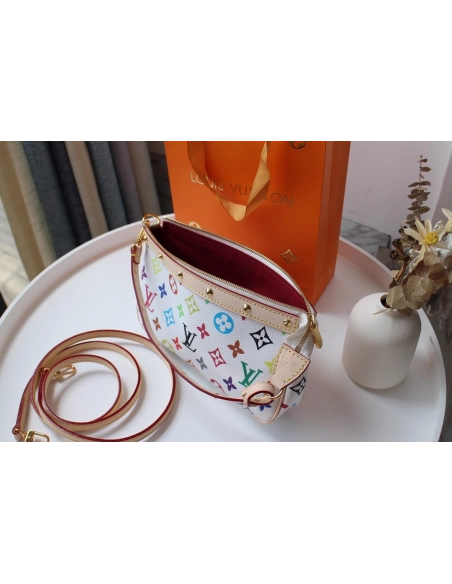 Louis Vuitton Bags M92649 22X13cm