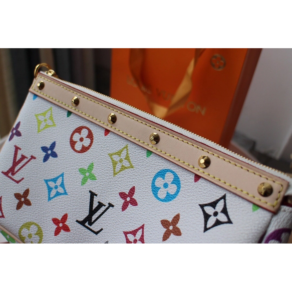 Louis Vuitton Bags M92649 22X13cm