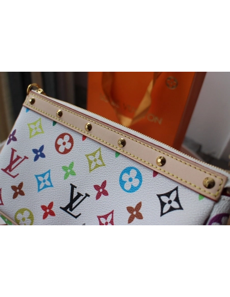 Louis Vuitton Bags M92649 22X13cm