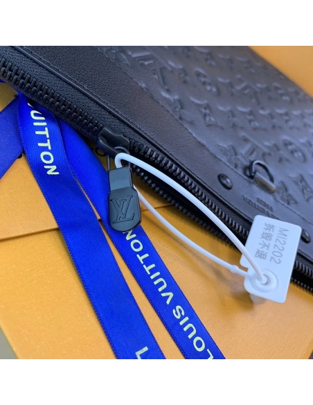Louis Vuitton Bags M62903 34X25X2cm