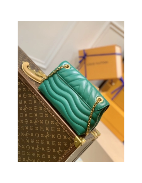 Louis Vuitton Bags M58664 24X14X9cm