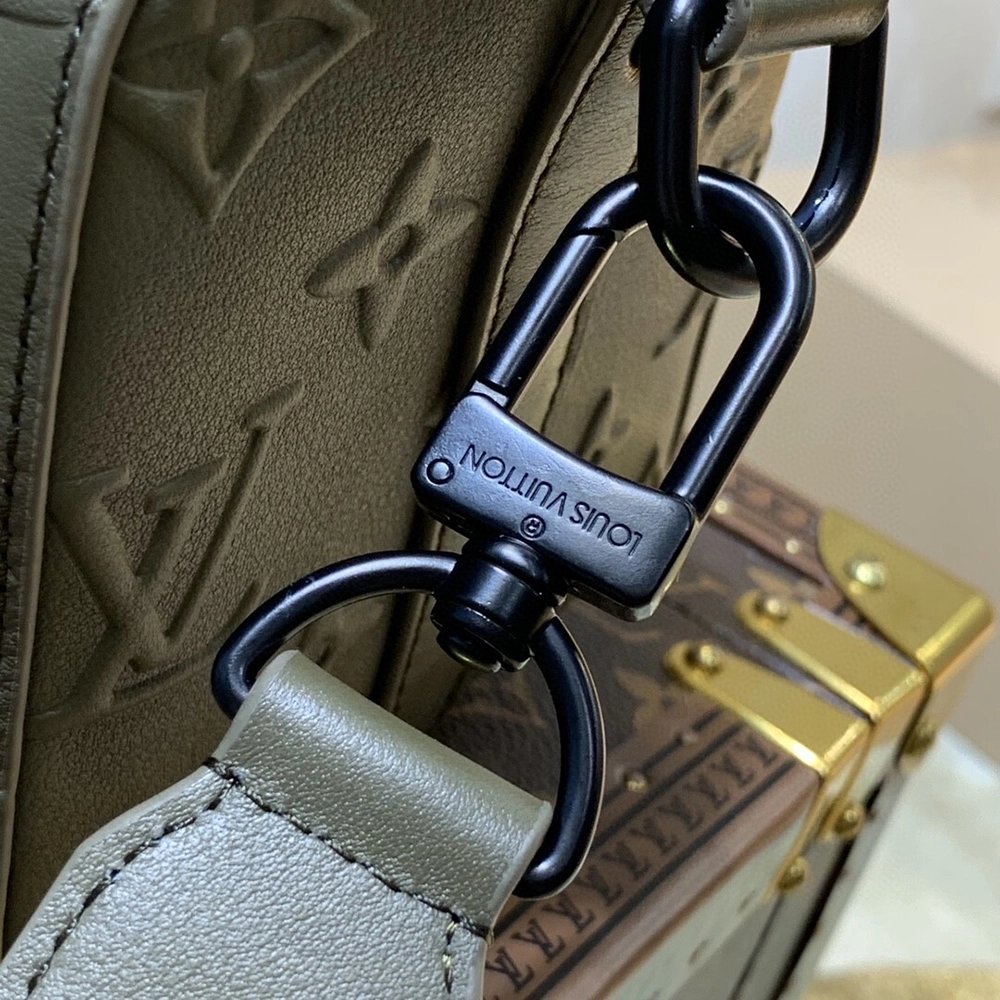 Louis Vuitton Bags M57955 27X17X13cm