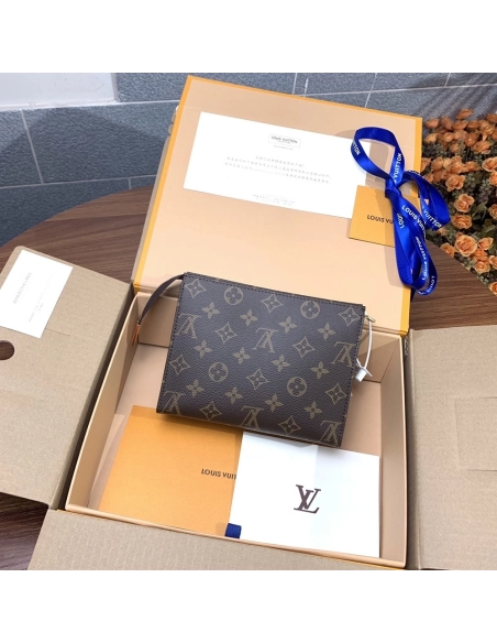 Louis Vuitton Bags M47544 19X15X6cm