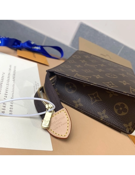 Louis Vuitton Bags M47544 19X15X6cm