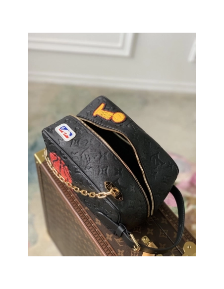Louis Vuitton Bags M58515 15X24X15cm