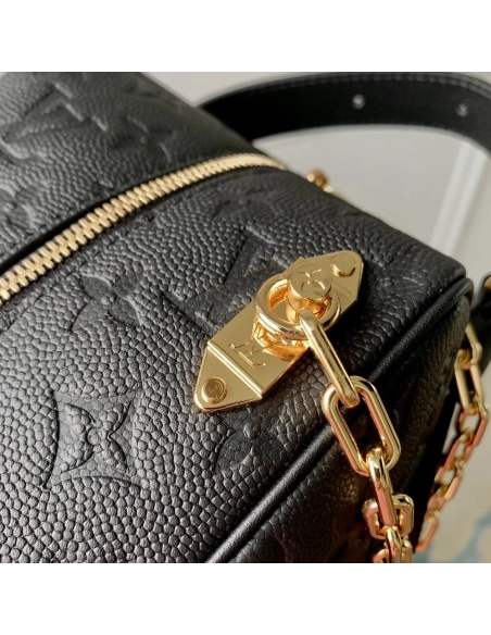 Louis Vuitton Bags M58515 15X24X15cm