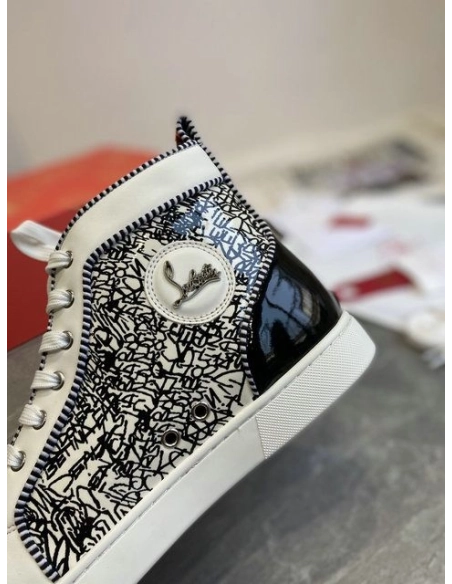 Fake Christian Louboutin Louis Orlato Spike Sneakers Patent And Leather Black White