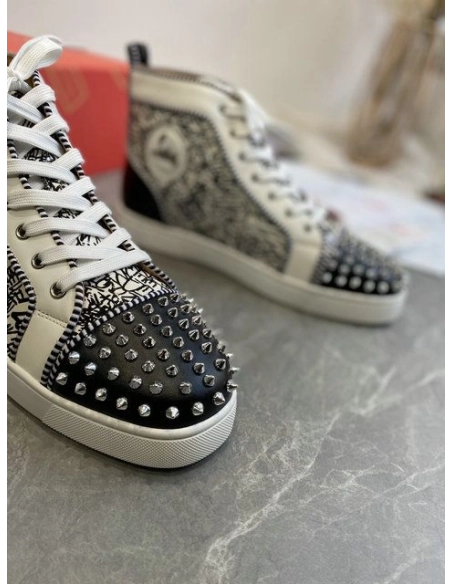 Fake Christian Louboutin Louis Orlato Spike Sneakers Patent And Leather Black White