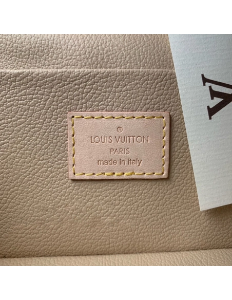 Louis Vuitton Bags M44495 20X13.5X12cm