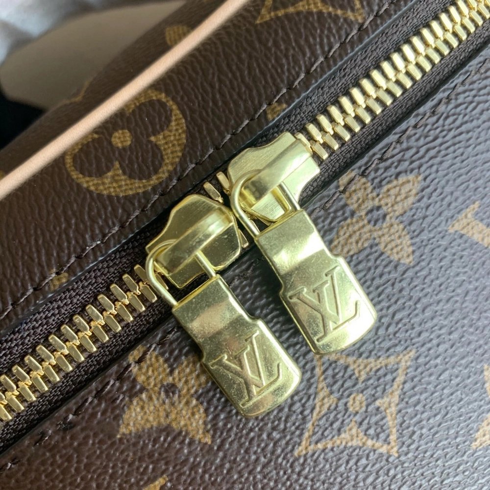 Louis Vuitton Bags M44495 20X13.5X12cm