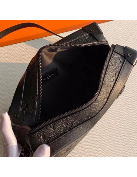 Louis Vuitton Bags M55700 25X18X10cm