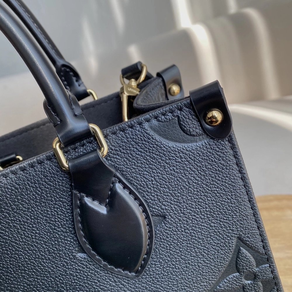 Louis Vuitton Bags 45560M 25X19X11.5cm