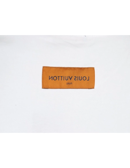 Louis Vuitton collar graffiti letters printed large logo shortsleeved Tshirt,cheap Louis Vuitton